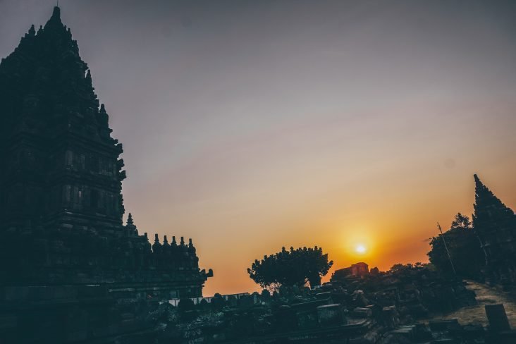 prambanan sunset Experience the Best of Bali and Java with Our Amazing Holiday Packages