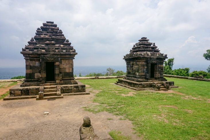 candi ijo terletak di Experience the Best of Bali and Java with Our Amazing Holiday Packages