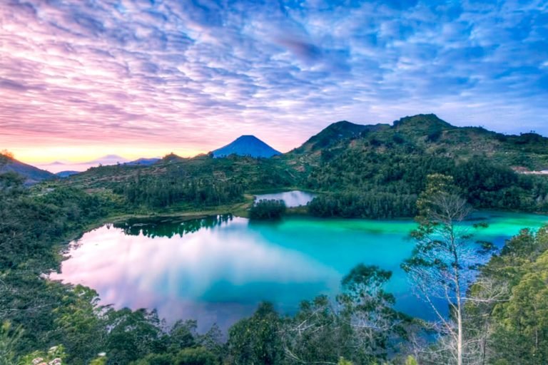 Explore The Fantastic Beauty Of Telaga Warna Dieng Experience The Best Of Bali And Java With