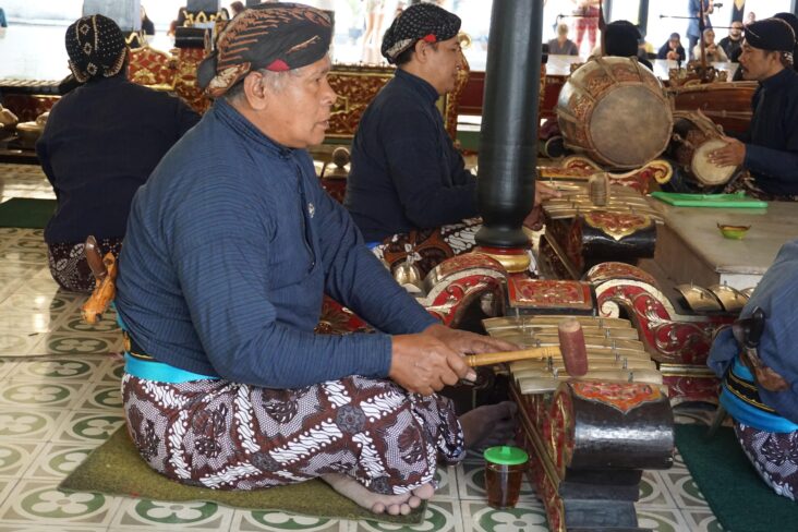 gamelan yogyakarta city tour Experience the Best of Bali and Java with Our Amazing Holiday Packages