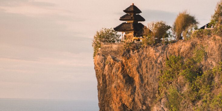 uluwatu bali tour Experience the Best of Bali and Java with Our Amazing Holiday Packages