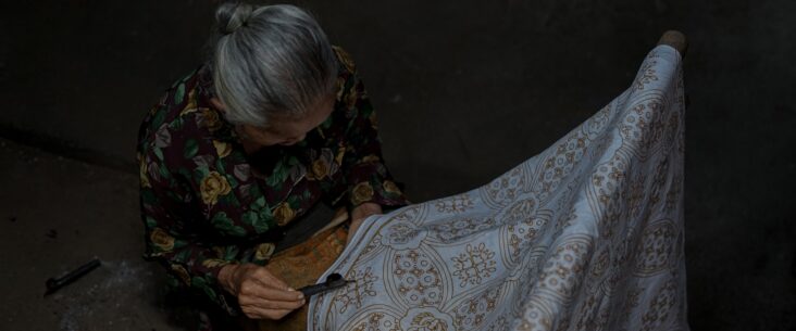 batik hand made by old woman in yogyakarta Experience the Best of Bali and Java with Our Amazing Holiday Packages