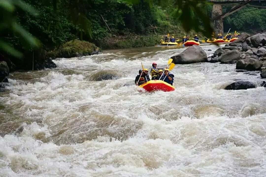 Songa Rafting Adventure Probolinggo East Java: Pump Your Adrenaline To The Max!