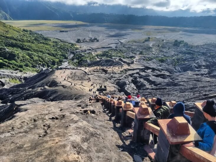 exploring the wonders of Mount Bromo 3