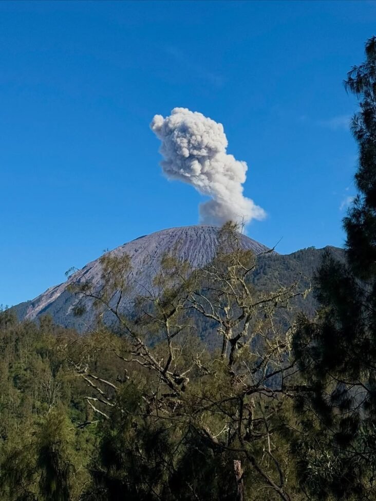 java volcano tour from bali 1