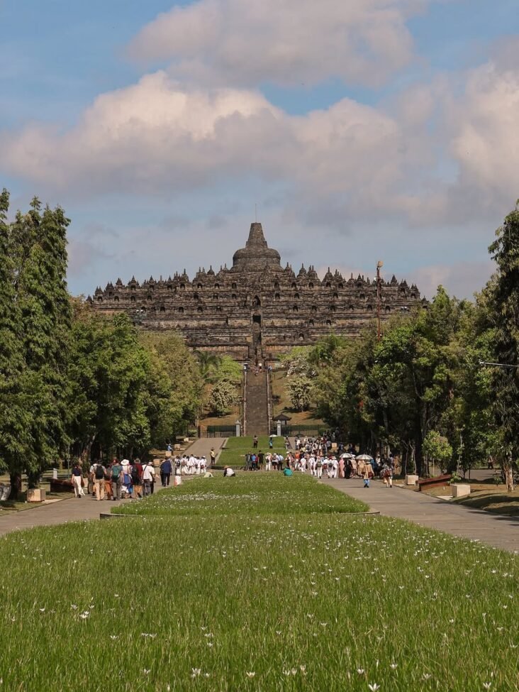 One destination in your Java private tour package